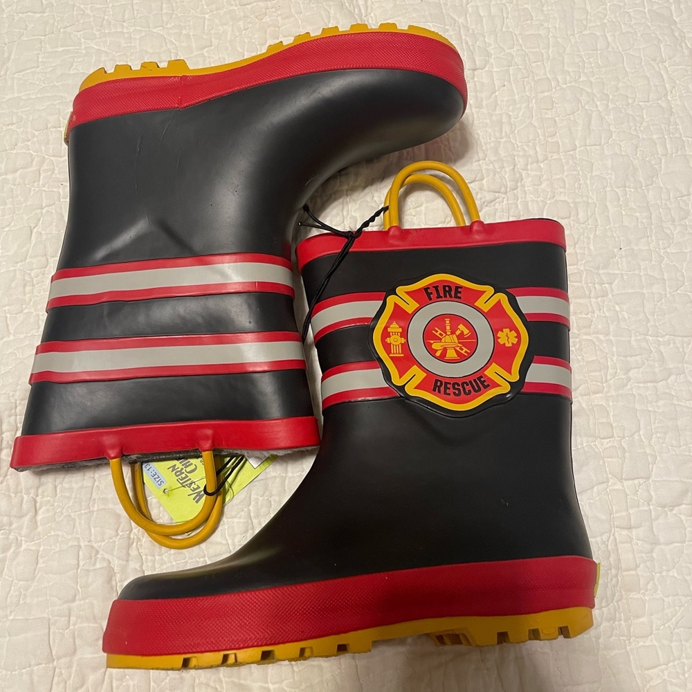 NWT fire rescue rain boots size 13/1